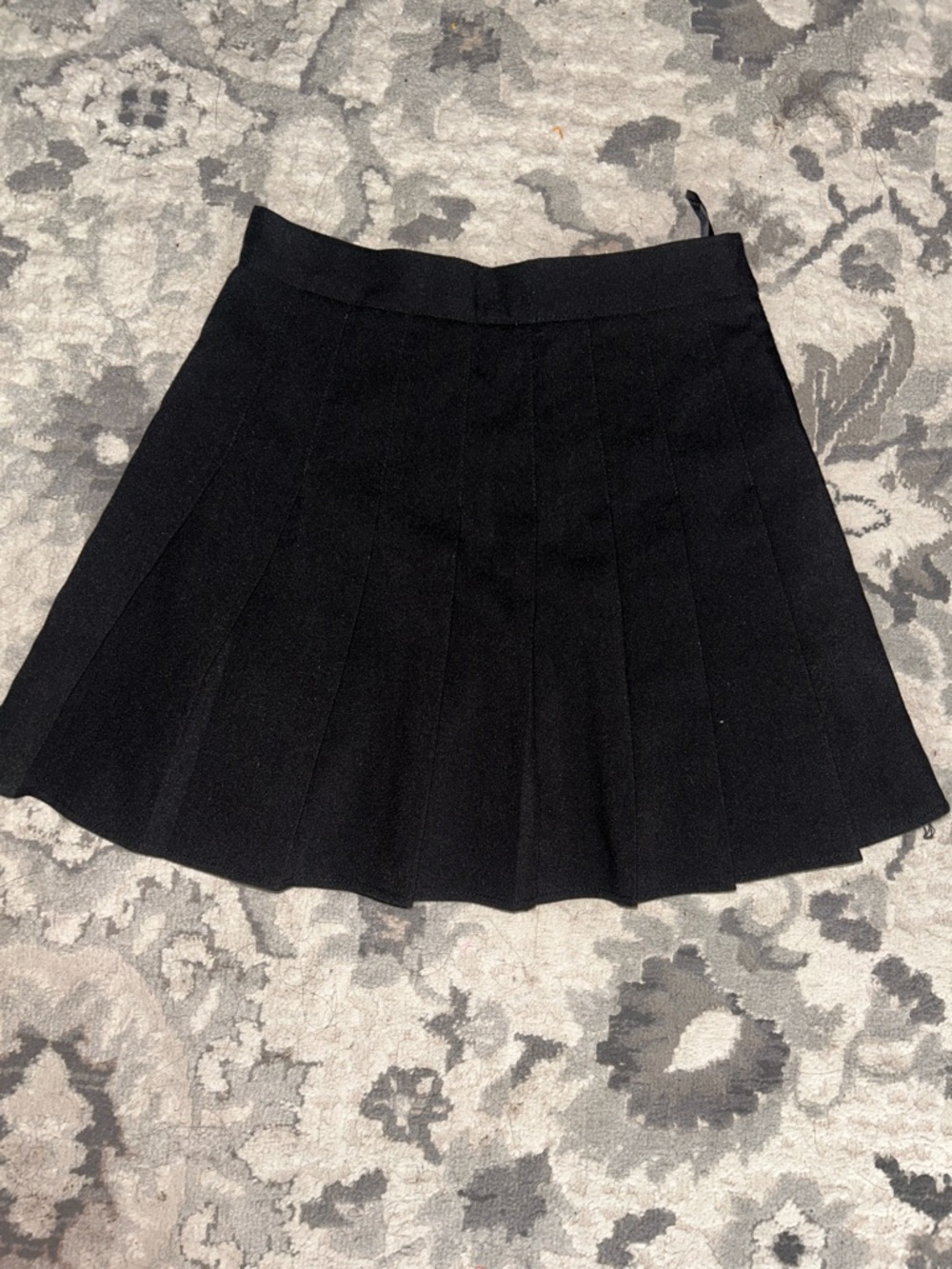 Classic Black Pleated Mini Skirt